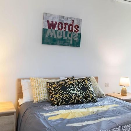 Cozy Apartment, Close To The Sea C4 เซนต์พอลส์เบย์ ภายนอก รูปภาพ