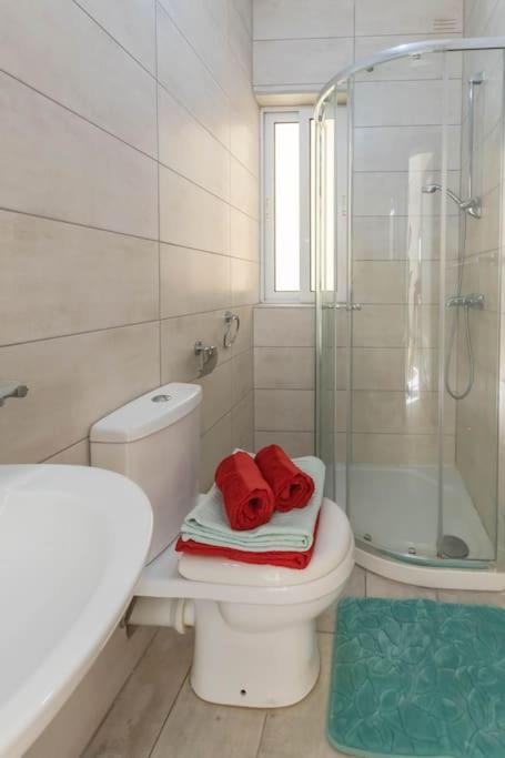 Cozy Apartment, Close To The Sea C4 เซนต์พอลส์เบย์ ภายนอก รูปภาพ
